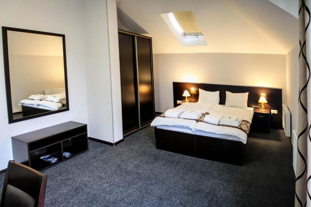 Отели типа «постель и завтрак» Shelter Hotel Киев-30