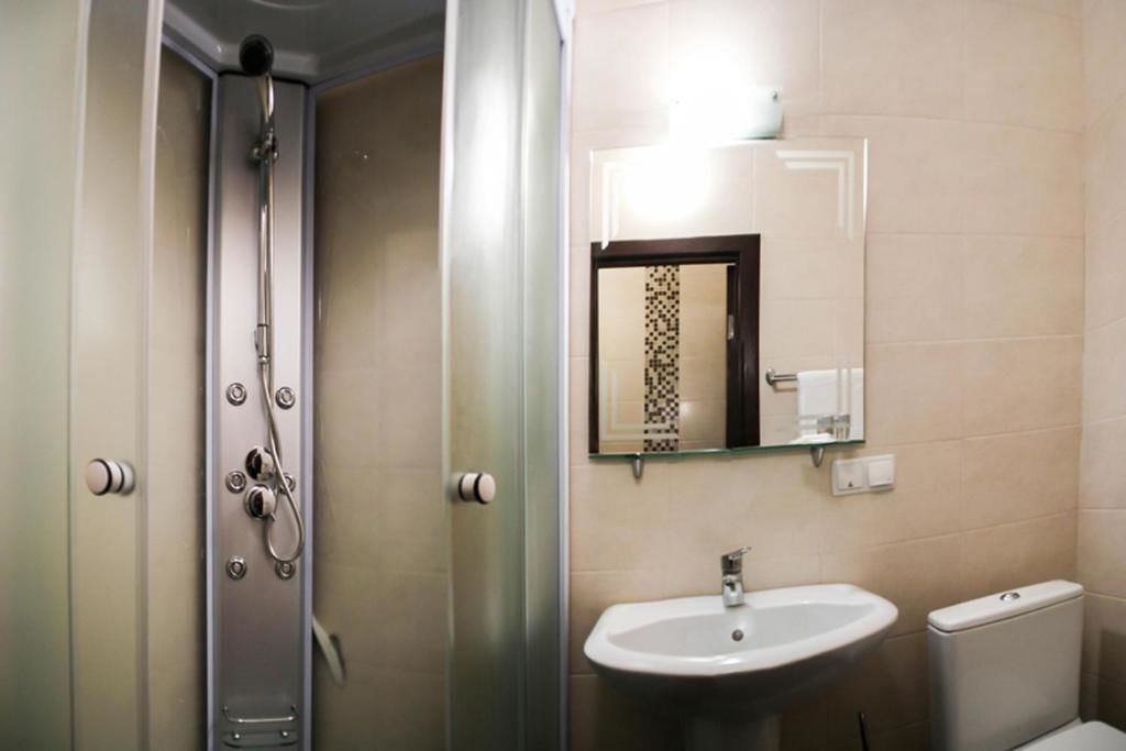 Отели типа «постель и завтрак» Shelter Hotel Киев-35